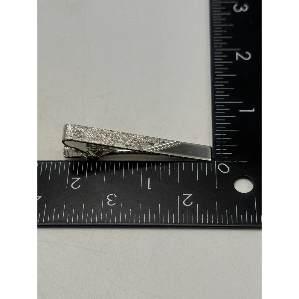 Vintage Anson Silver Tone Textured Bark Pattern Alligator Tie Clip 2 Inch